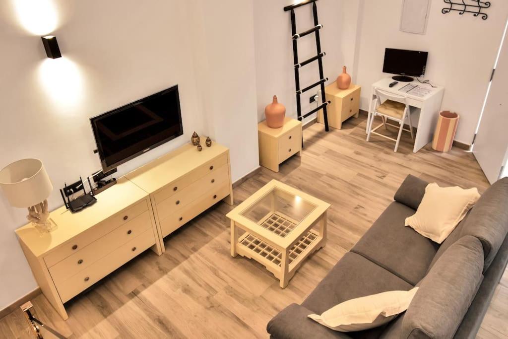 Moderno Loft En El Corazon Historico De Estepona - Casa Pepita 17 Exterior foto